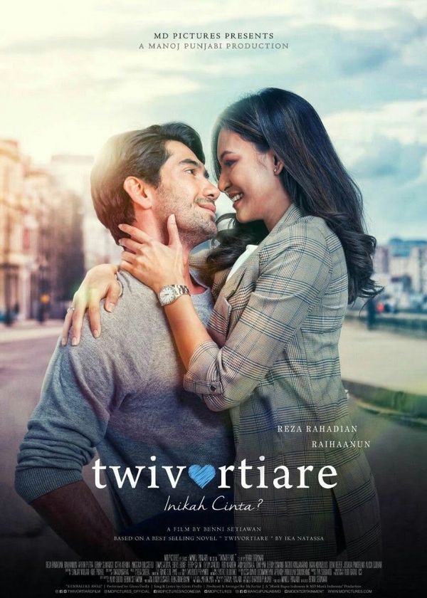 Twivortiare: Có phải là yêu?